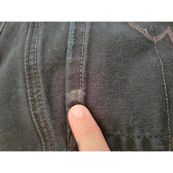 American Eagle Outfitters size 2 black distressed hi-rise festival jean shorts - Picture 3 of 7